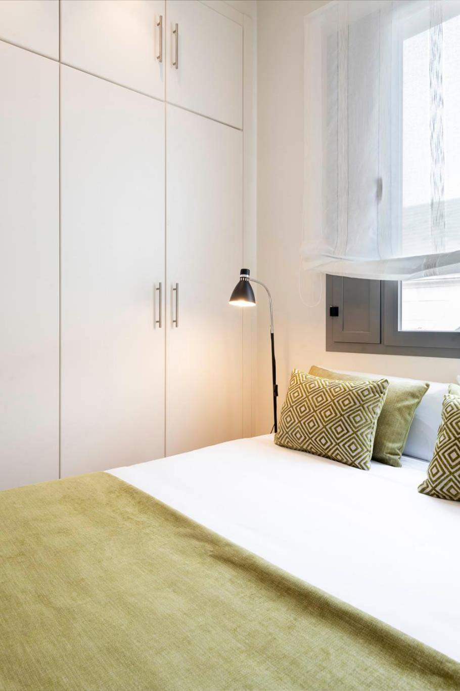 Apartamento Familiar Nuevo De Diseno En La Mejor Zona De Triana, Parking Included Sevilla Eksteriør billede